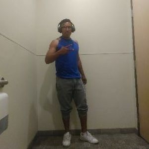 Meet your Posher, Tomas